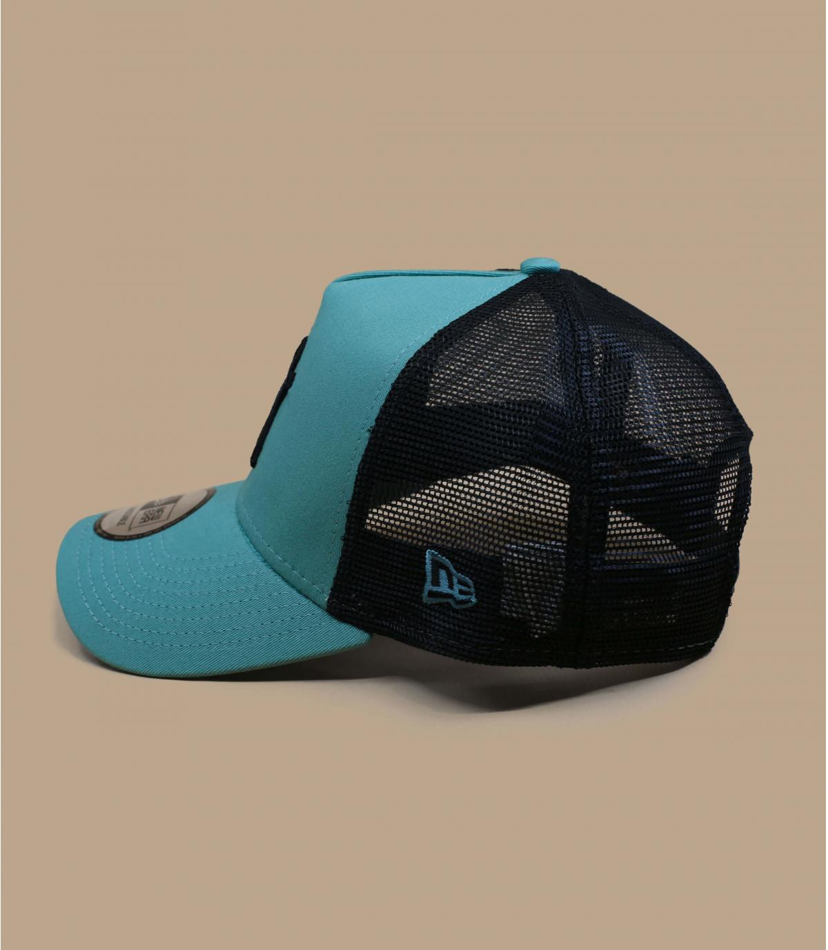 Pale green NY trucker Pale green NY trucker